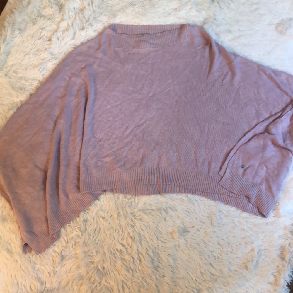 Lululemon Forward Flow Cape - image 3